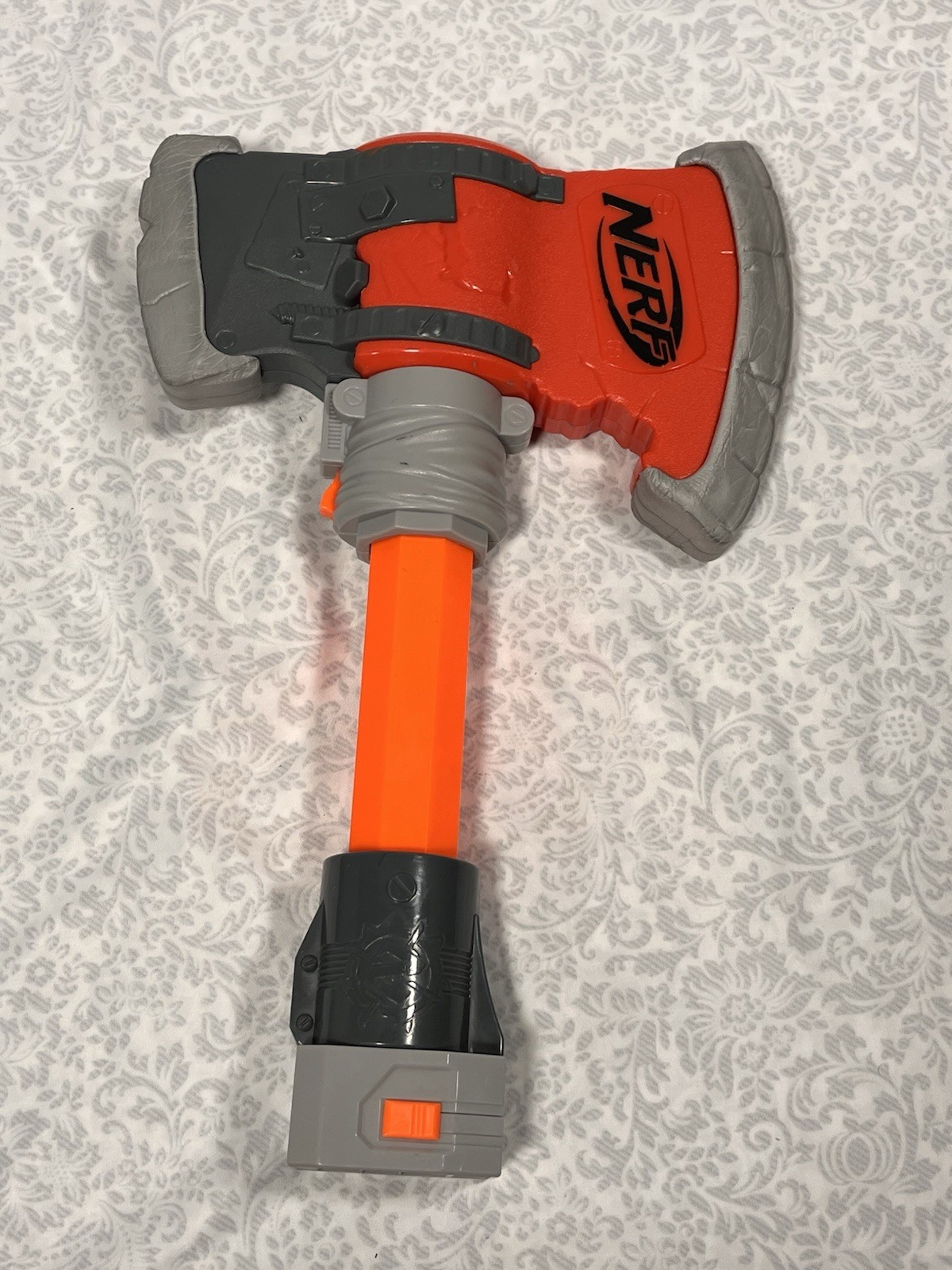 NERF Zombie Strike Survival System Chopstock Gun Attachment Axe Hatchet 14”