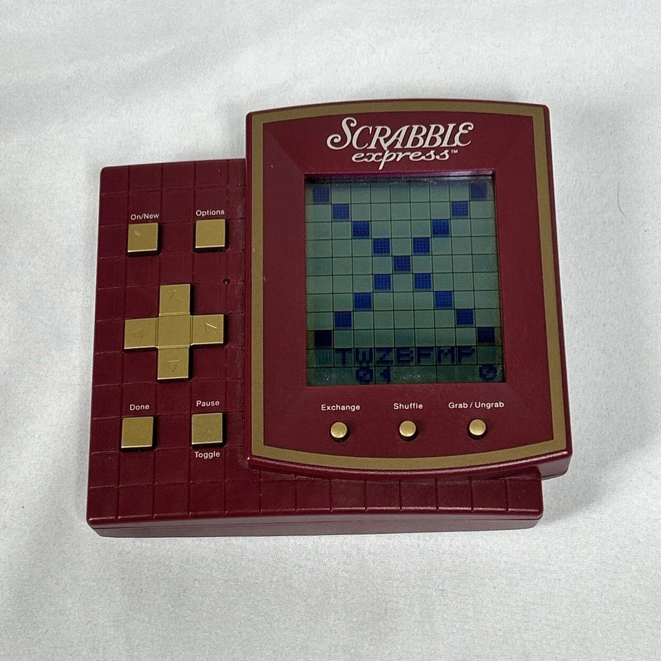 ПРОВЕРЕННАЯ винтажная ЭЛЕКТРОННАЯ ПОРТАТИВНАЯ ИГРА HASBRO SCRABBLE EXPRESS 1999 РАБОТАЮЩАЯ - Изображение 2 из 3