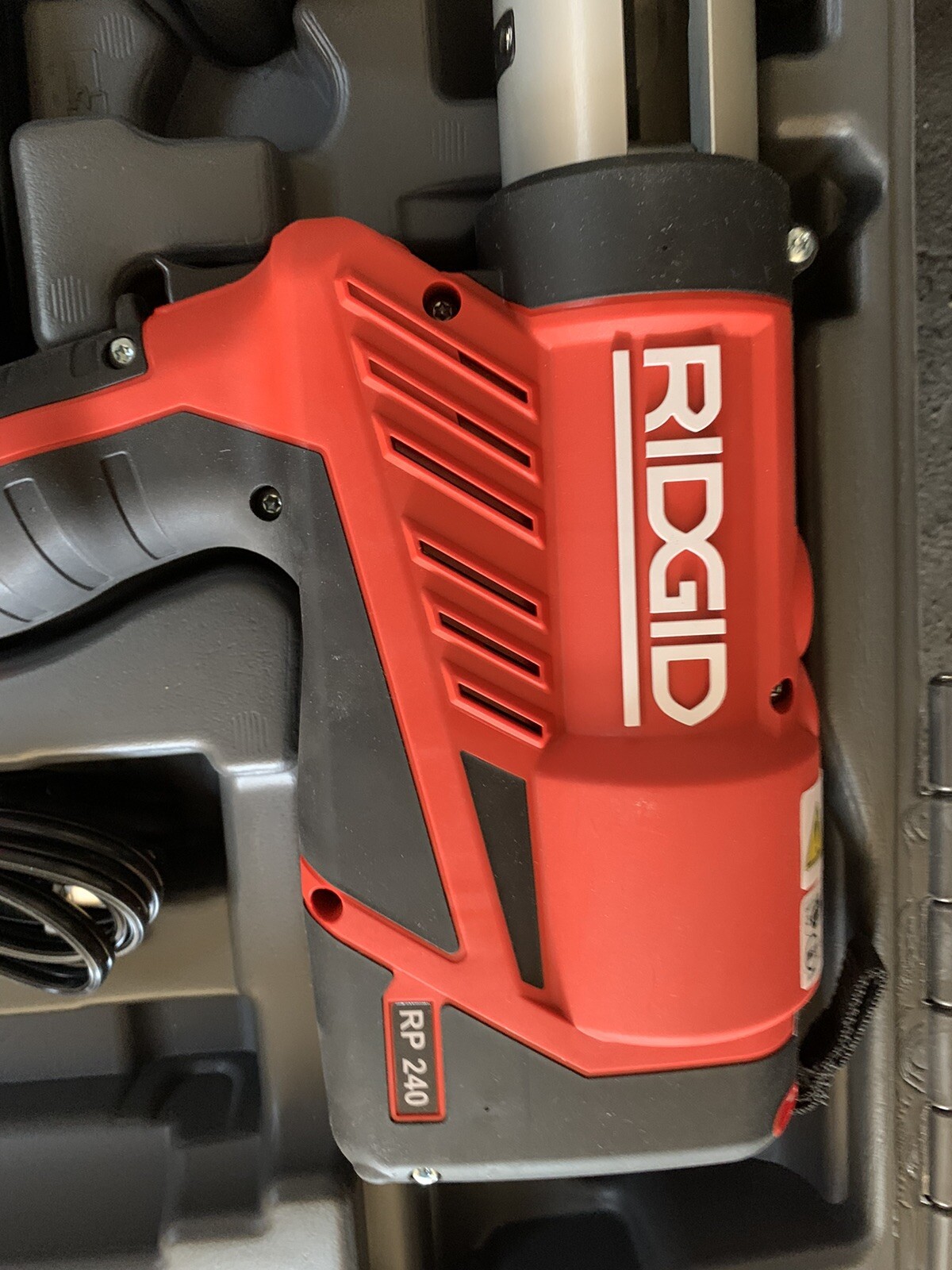 Fileteuse Ridgid Sur Roues sertisseuse RIDGID RP 240 pour raccord cuivre et acier ( inoxydable ...