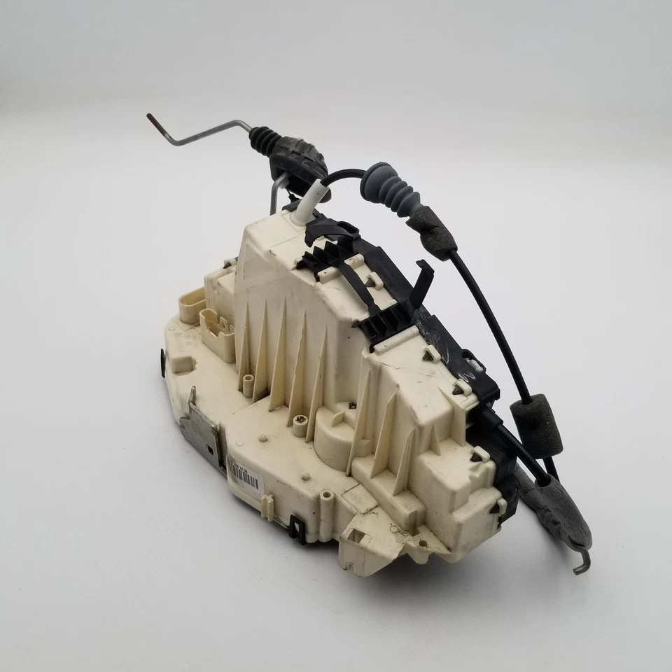 Actuador de cierre de cerradura de puerta delantera derecha Mercedes W216 S550 2007-2014 sin llave Foto 2 de 4