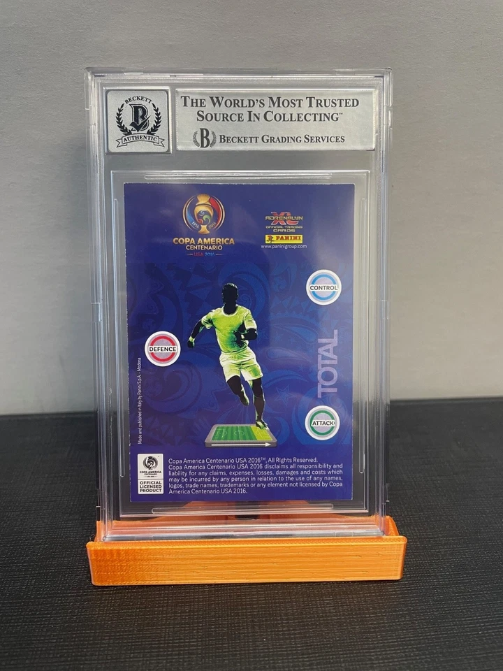 2016 ADRENALYN XL COPA AMERICA NEXT GEN JOSEF MARTINEZ AUTO 10 BECKETT AUTHENTIC - Image 2 of 2