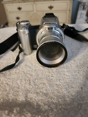 Vintage MINOLTA DiMage Z1 3.2 mega Pixels Digital Camera - Untested 