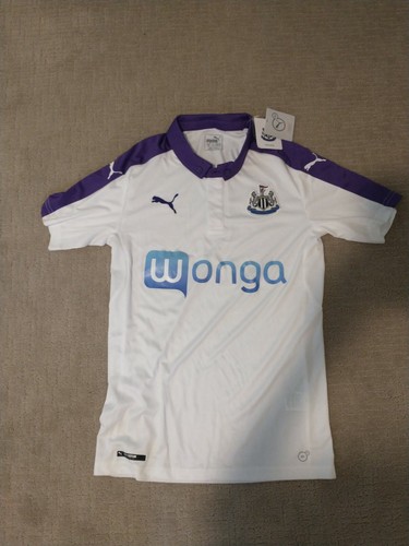 Replica Shirt Size Small MSRP $90 