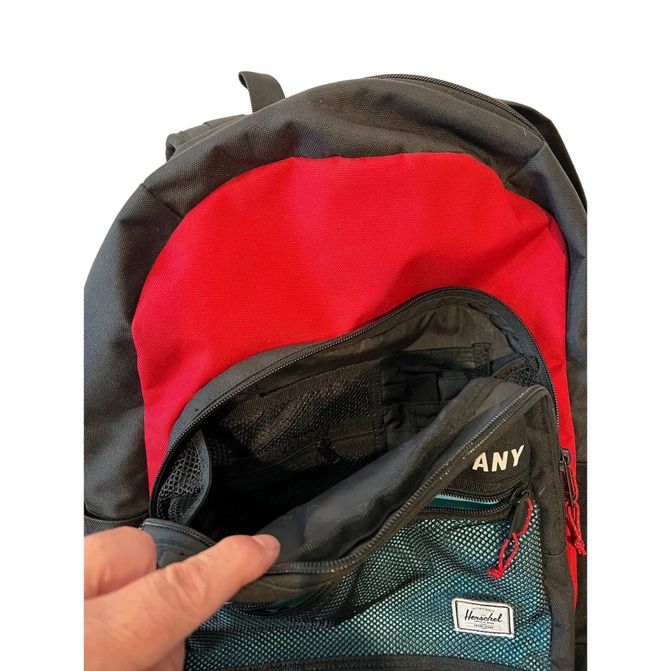 Mochila Herschel Supply Co roja negra verde azulado Foto 2 de 4