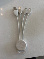 NEW Multiport Adapter USB, USB-C, Lightning