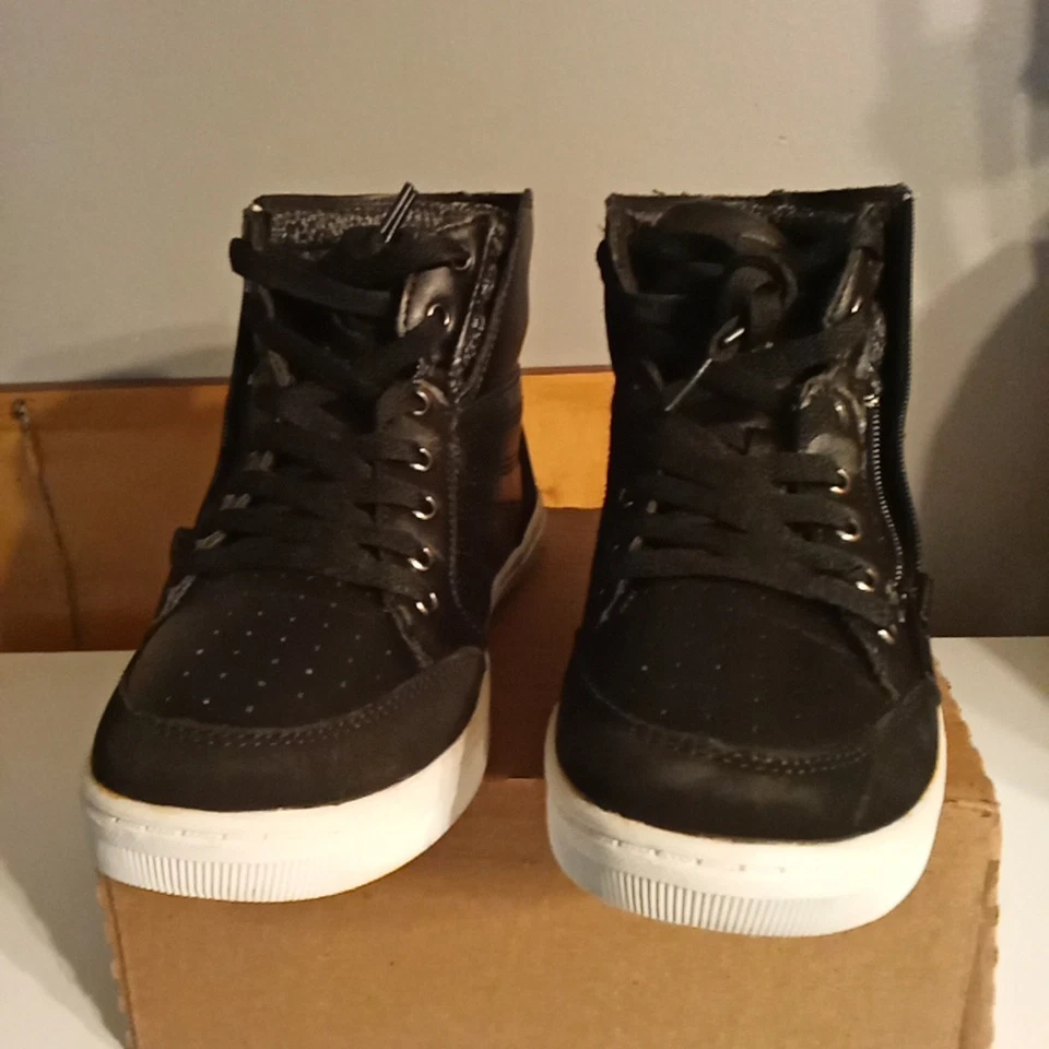 Zapatos para correr y correr negros US Polo Assassin para mujer talla 7,5 Foto 3 de 4