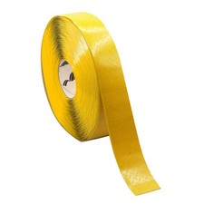 Marca de piso MIGHTY LINE MT201, amarillo, 2 pulgadas x 2 pulgadas, rollo 783G86