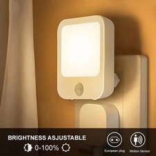 Dimmbar LED Nachtlicht mit Bewegungsmelder St...