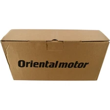 NEW Oriental Motor 5IK90UAT2-15A, 90 W 1/8HP Induction Gear Motor 15:1 Ratio, Si