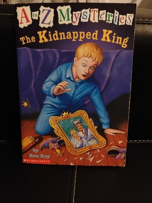 The Kidnapped King [A to Z Mysteries]  Roy, Ron  Acceptable  Book  0 paperback
