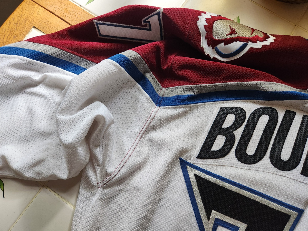 Maillot Vintage Colorado Avalanche 1999 - Ray Bourque #77 - Taille M - Marque Logo Athletic - Occasion