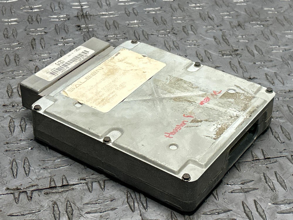 Ford GT 2001 Control unit