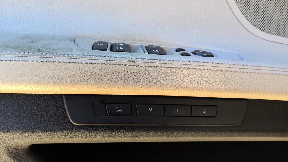 Cristal trasero usado se adapta a: BMW 740I i SWB 2011 sin pantalla de privacidad p única Foto 4 de 4