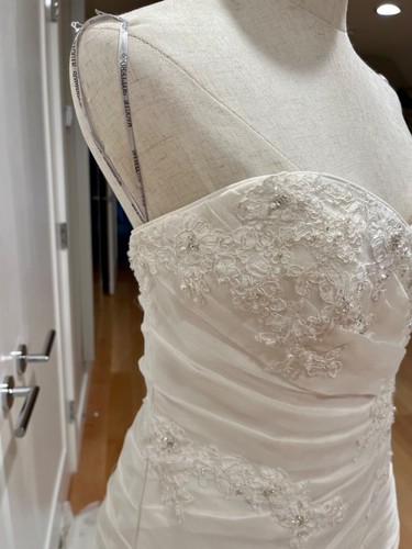 Maggie Sottero Couture Strapless Wedding Dress Bridal Gown Size 12 with Beading - Picture 7 of 17