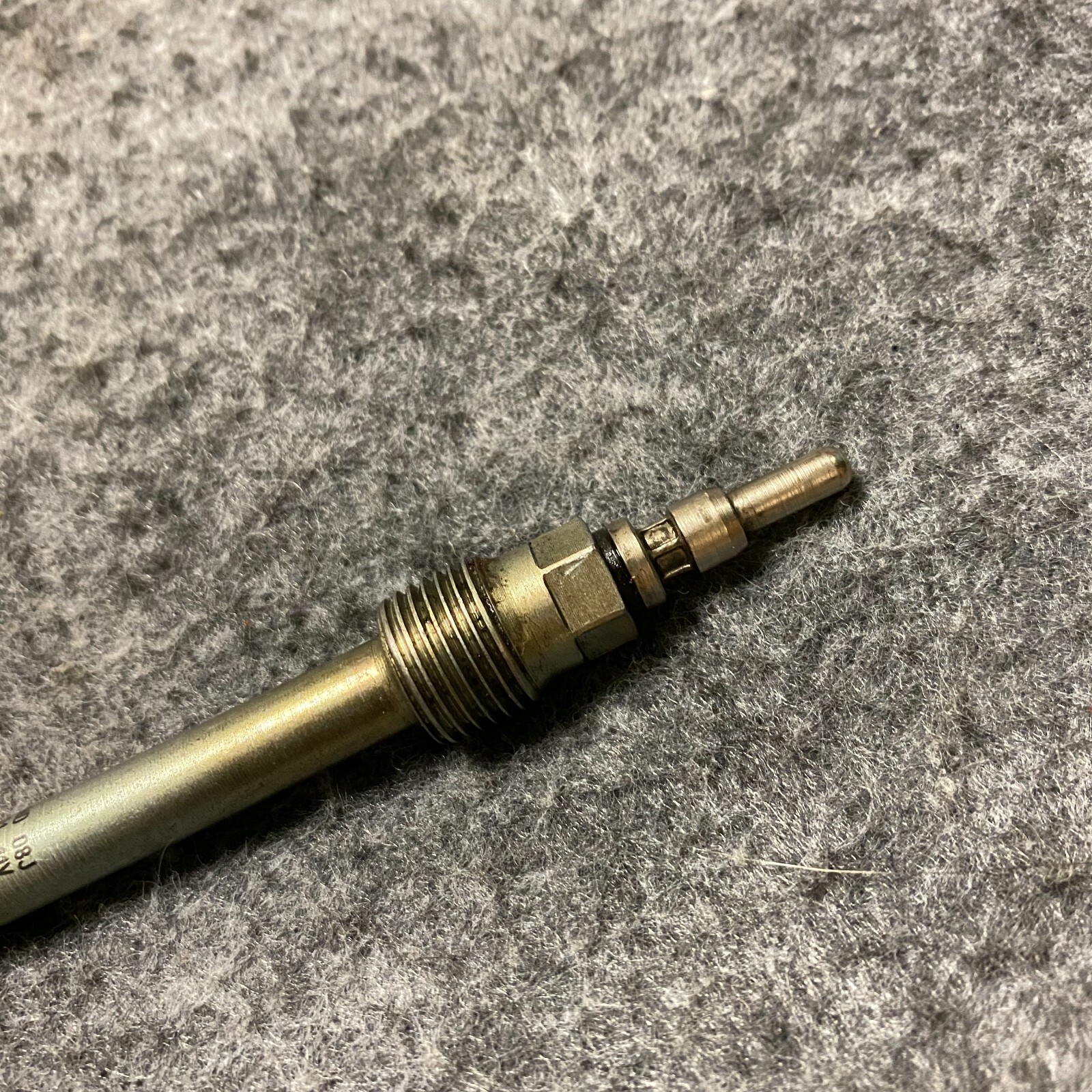 8) Ford 6.0 Diesel Glow Plugs BERU Ireland 0100 271 201 11v 52204 