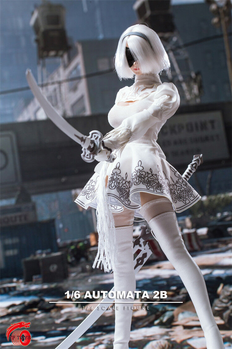 NieR: Automata 2B Statuette (Beastlord Weapon, White Outfit)