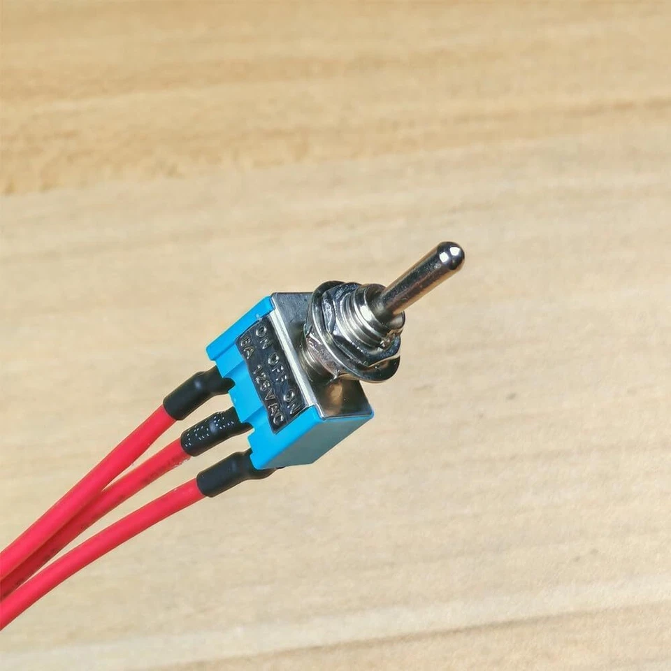 Prewired Blue Mini Toggle Switch 125VAC 6A 3 Pin 3 Position two way - Image 3 of 4