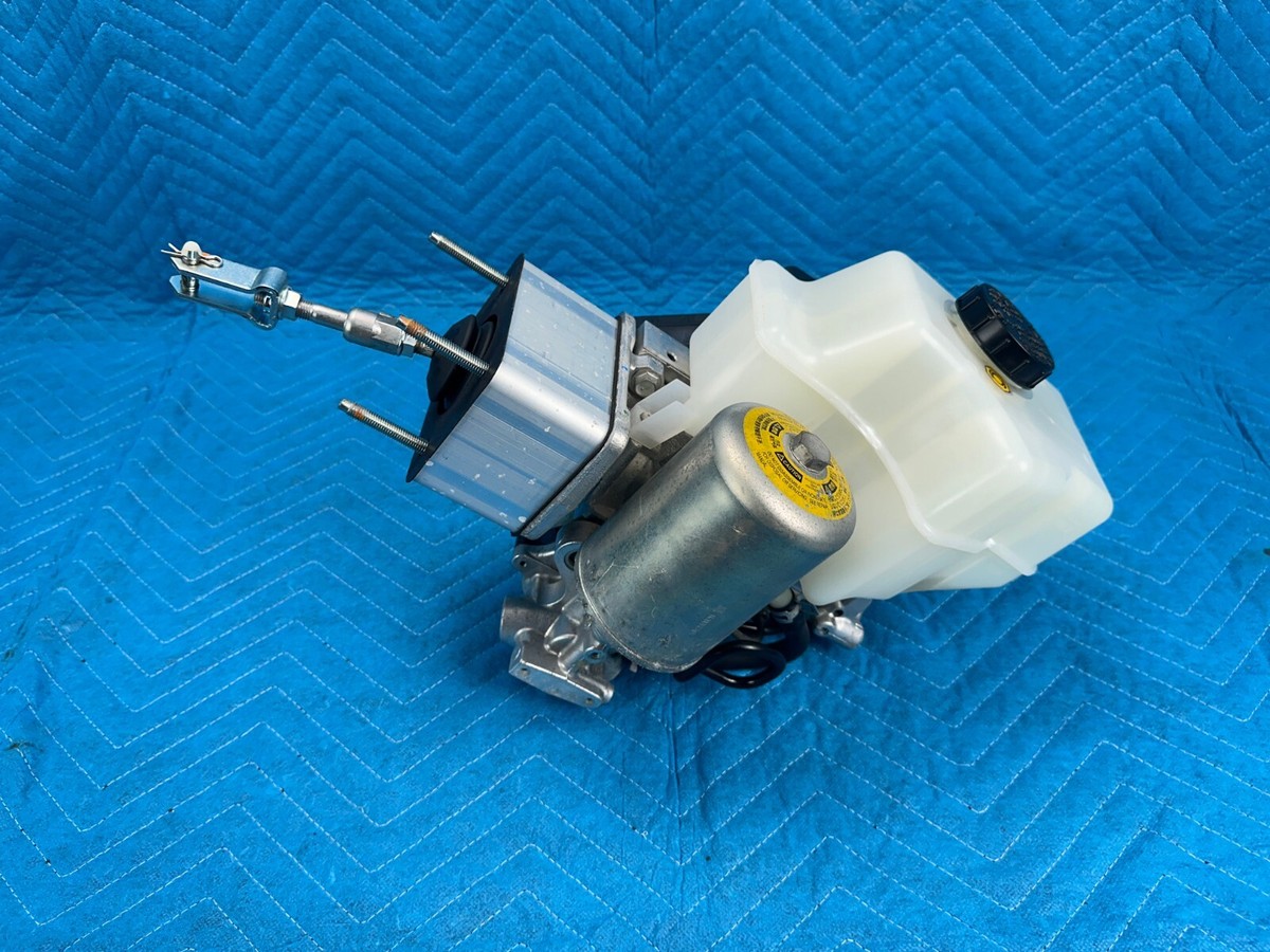 Infiniti QX80 ABS Brake Booster Pump w/ Master Cylinder