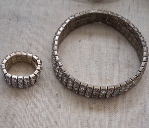 Silver Tone Rhinestone Stretch Bracelet & Ring Jewelry Set Metal White Stones
