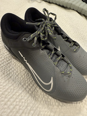 Nike Hyperdiamond 4 Softball Cleats Women Metal Black Gray Performance Size 8