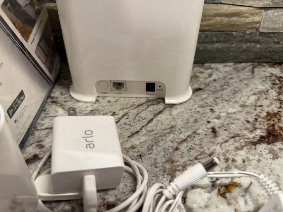 Arlo Ultra VMS5140 4K UHD Wire-Free Security1 Camera System and Alarm - Image 4 of 4