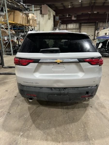 Manguera de desbordamiento del radiador del motor Chevrolet Traverse 2018-2021 Foto 4 de 4