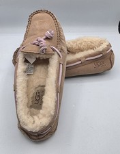 UGG Australia Dakota Slippers Moccasins Women's Size 6