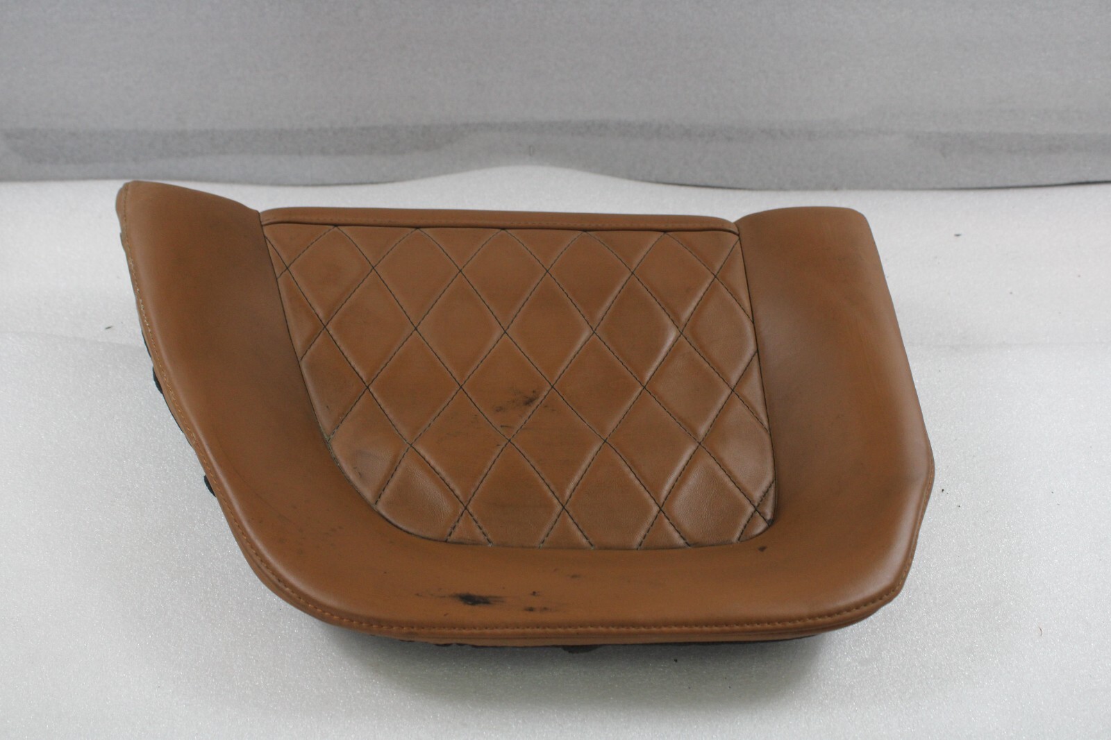 Ferrari California, LH, Rear Seat Cushion, Brown, Scuffed, Used, P/N 83007200
