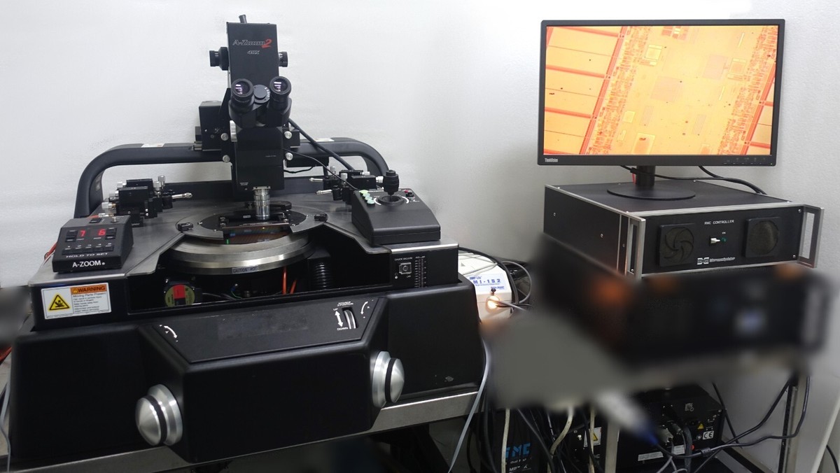 MICROMANIPULATOR 300MM PROBE PROBING STATION | eBay