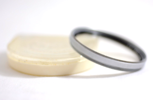 B+W 49ES 1 x 49MM UV HIGH QUALITY CAMERA LENS FILTER WITH CASE (MINT) - Picture 2 of 3