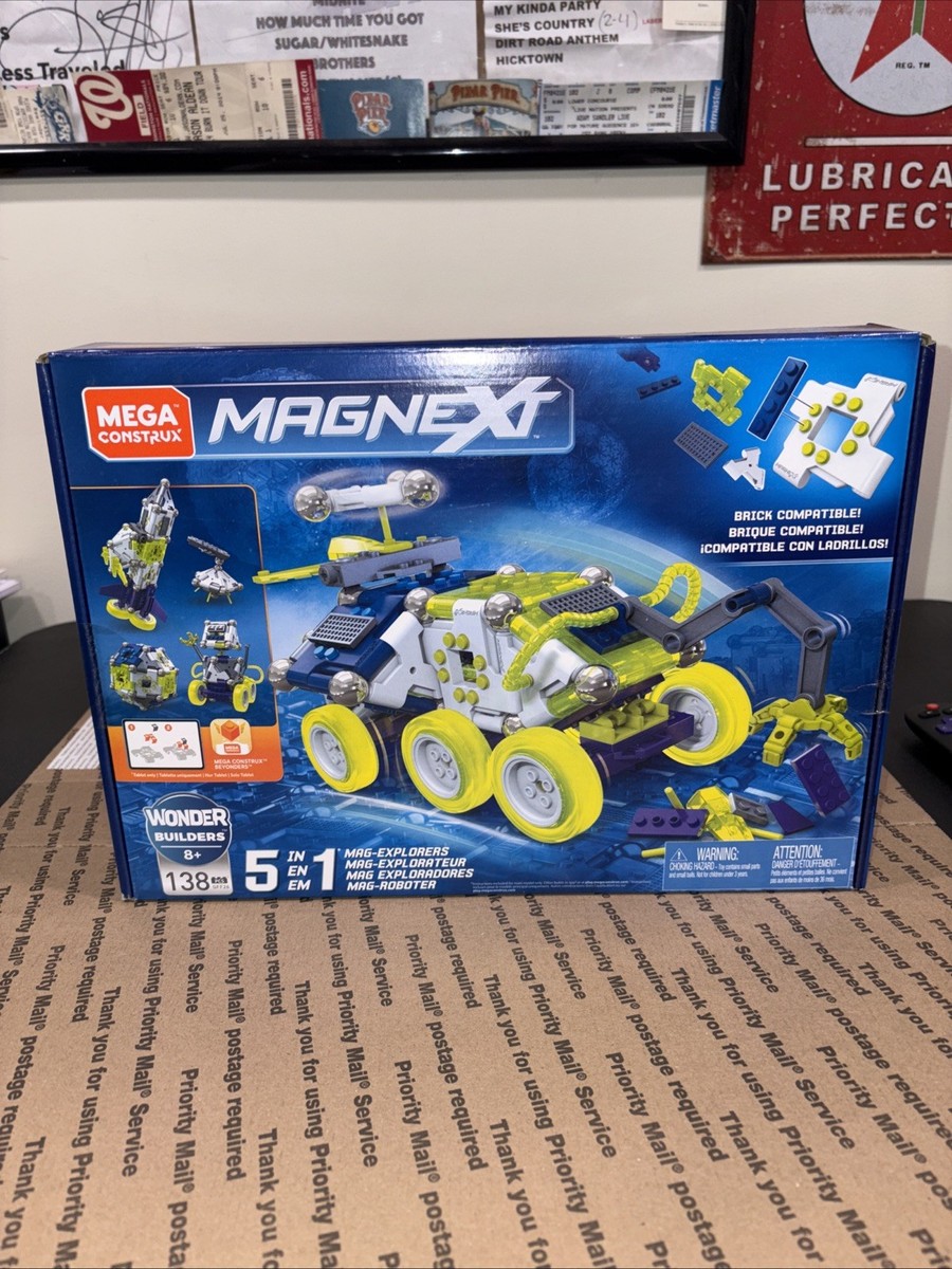 Mega Construx Magnext 5-in-1 Mag-Explorers Rover New in Box