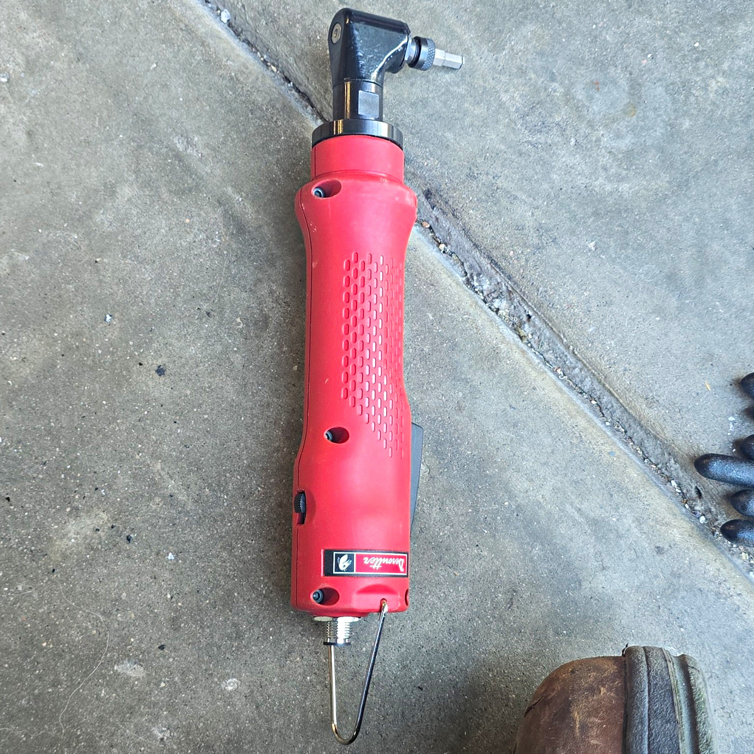 Desoutter SLC030-L1200-C90A4H low-voltage angle-head electric torque screwdriver