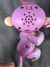 Lot of 2 WowWee Fingerlings Interactive Baby Monkey Toys Pink Purple Blue Pre-Ow