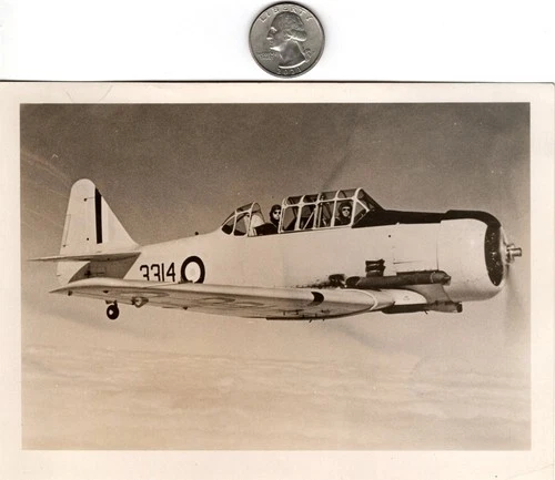 WW2 WWII RAF British Royal Air Force Military Press Photo T6 Texan / Mk2 Harvard