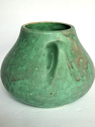 Antique Arts & Craft BRUSH MCCOY VASE*GREEN Glaze *1930 DECO Handles *6" wide - Picture 3 of 13