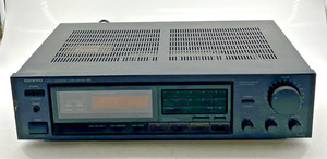 Onkyo TX-822 Quartz Synthesized Tuner/Amplifier W/ Multi-Function Untested