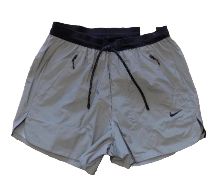 Nike Men’s Size Large Running Short 4" Reflective Flash Black Silver IM6267 010