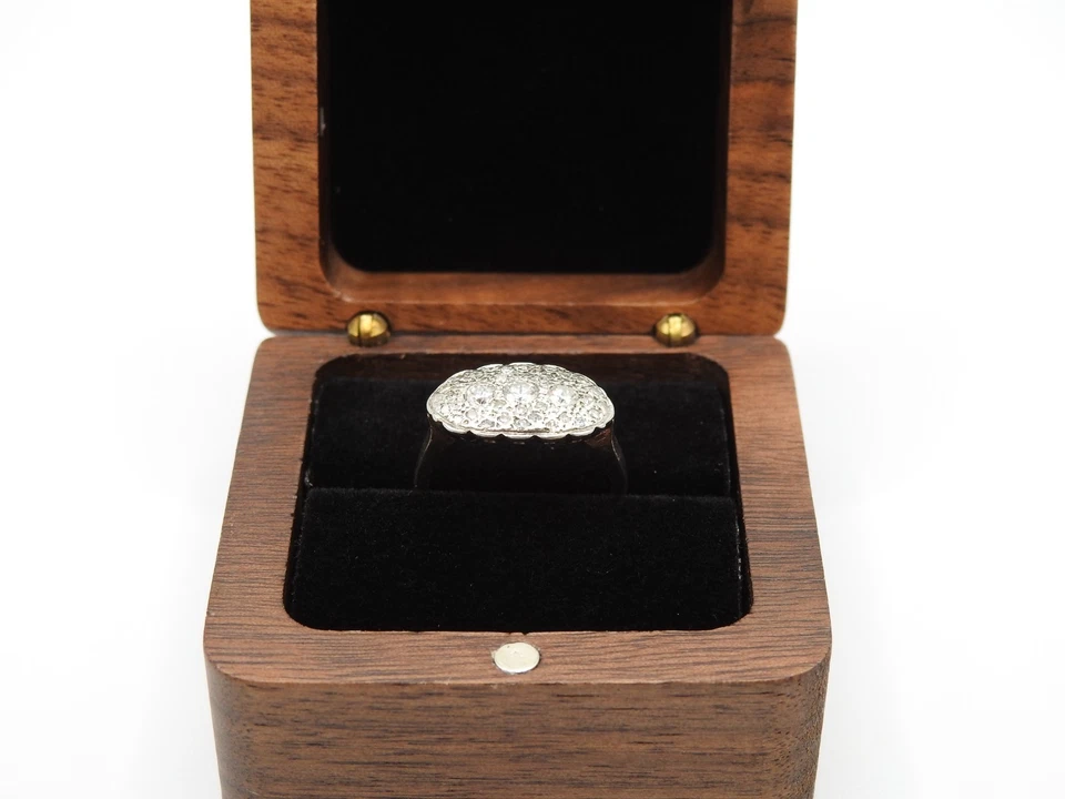 Beautiful Vintage 14 K White Gold Art Deco Diamond Cluster Ring - Image 2 of 4