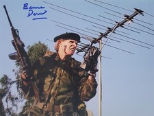Bruce Dern THE BURBS signed 8x10 # G07