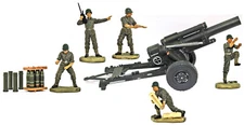 21st Century  1:32 WWII U.S. Gunners & factory painted Marx Howitzer - mint