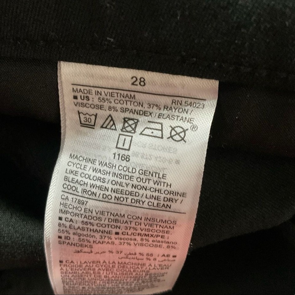 Old Navy 28 Pants Black HIGHRISE PIXIE NEVERFADE Ankle Cropped