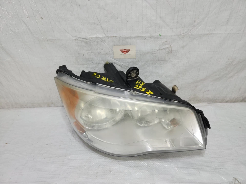 Галогеновая фара для правостороннего пассажира 2008-2016 Chrysler Town & Country - Изображение 2 из 4