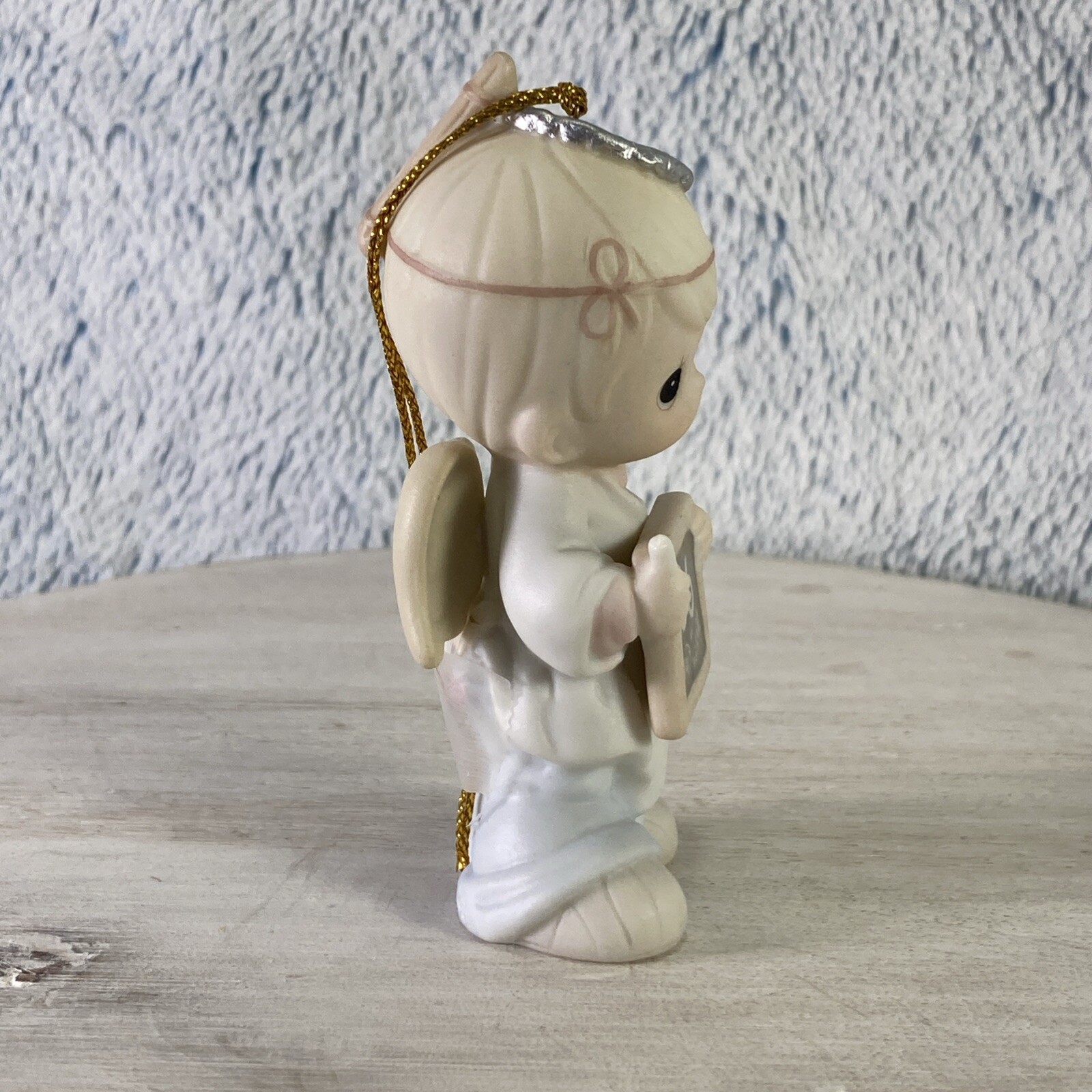 Precious Moments 1996 Christmas Ornament 183369 Peace On Earth Anyway W Box W47