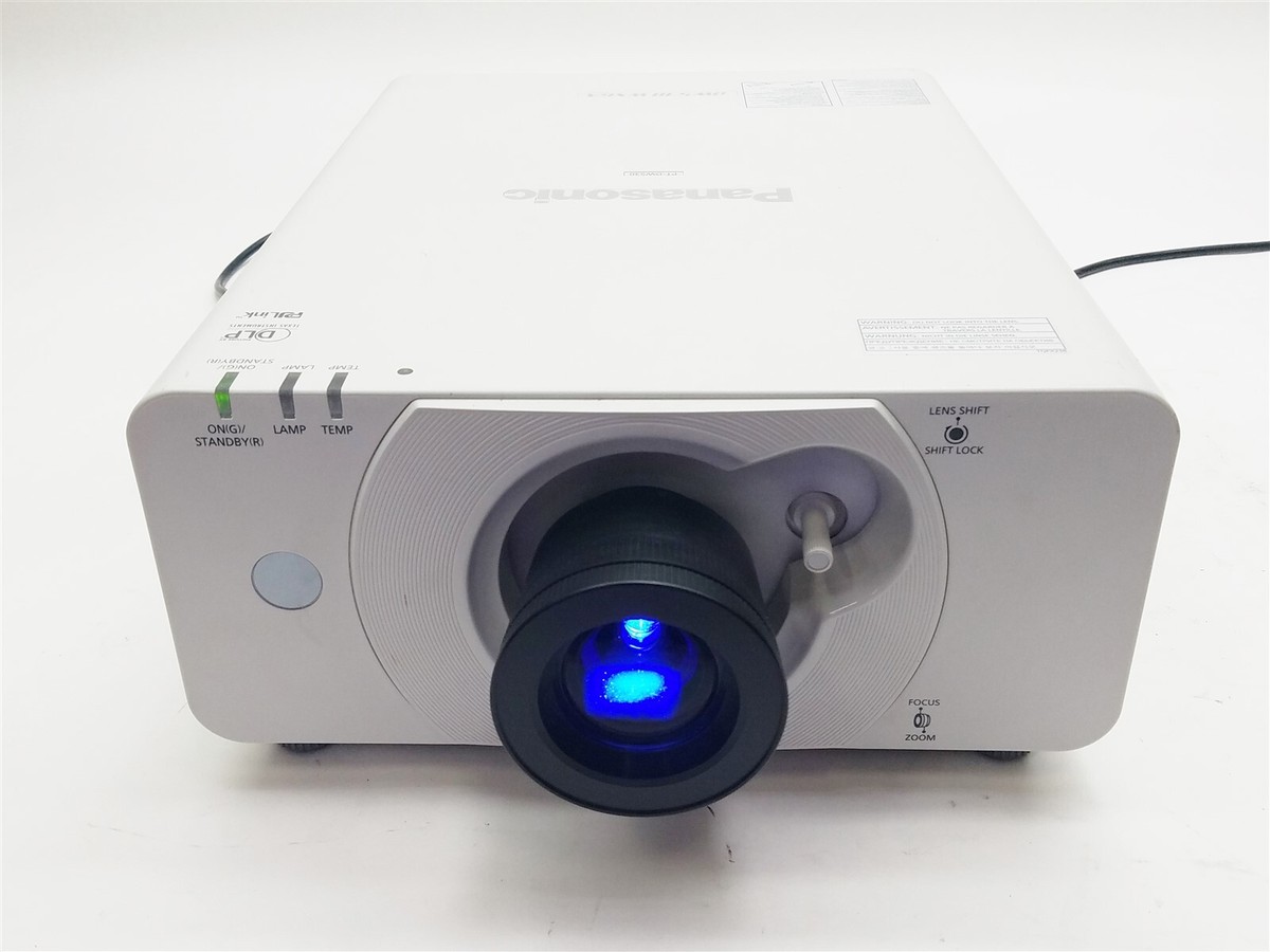 Panasonic PT-DW530U DW530 DLP HDMI 4000-Lumens 1280X800 WXGA