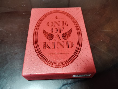 G-DRAGON COLLECTION ONE OF A KIND 3 DVD+Photobook+sticker