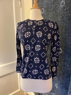 Vtg Italian Blue White Floral Crew Neck Henley Long Sleeve T Top