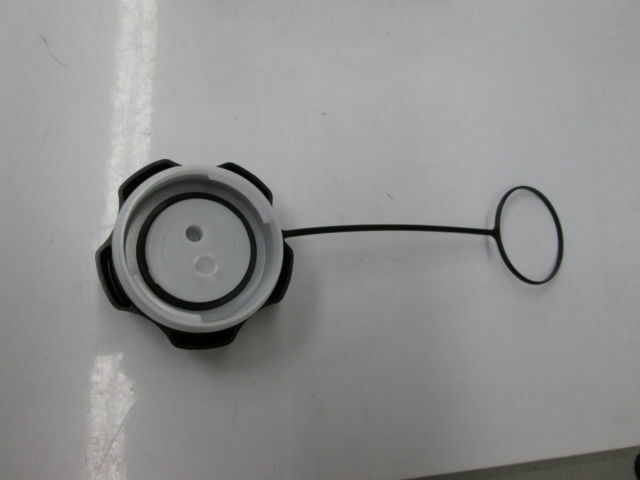 TORO OEM 125-1847 Ratcheting Fuel Gas Cap Fits 24 Titan Models