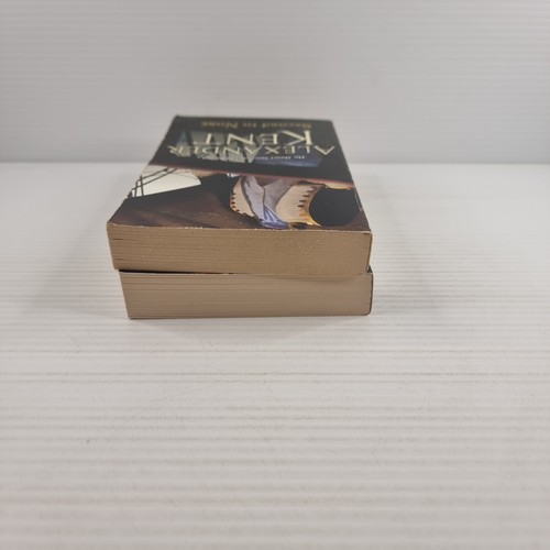 2x Alexander Kent Paperback Books Bundle Lot Adventure, War - Picture 6 of 6