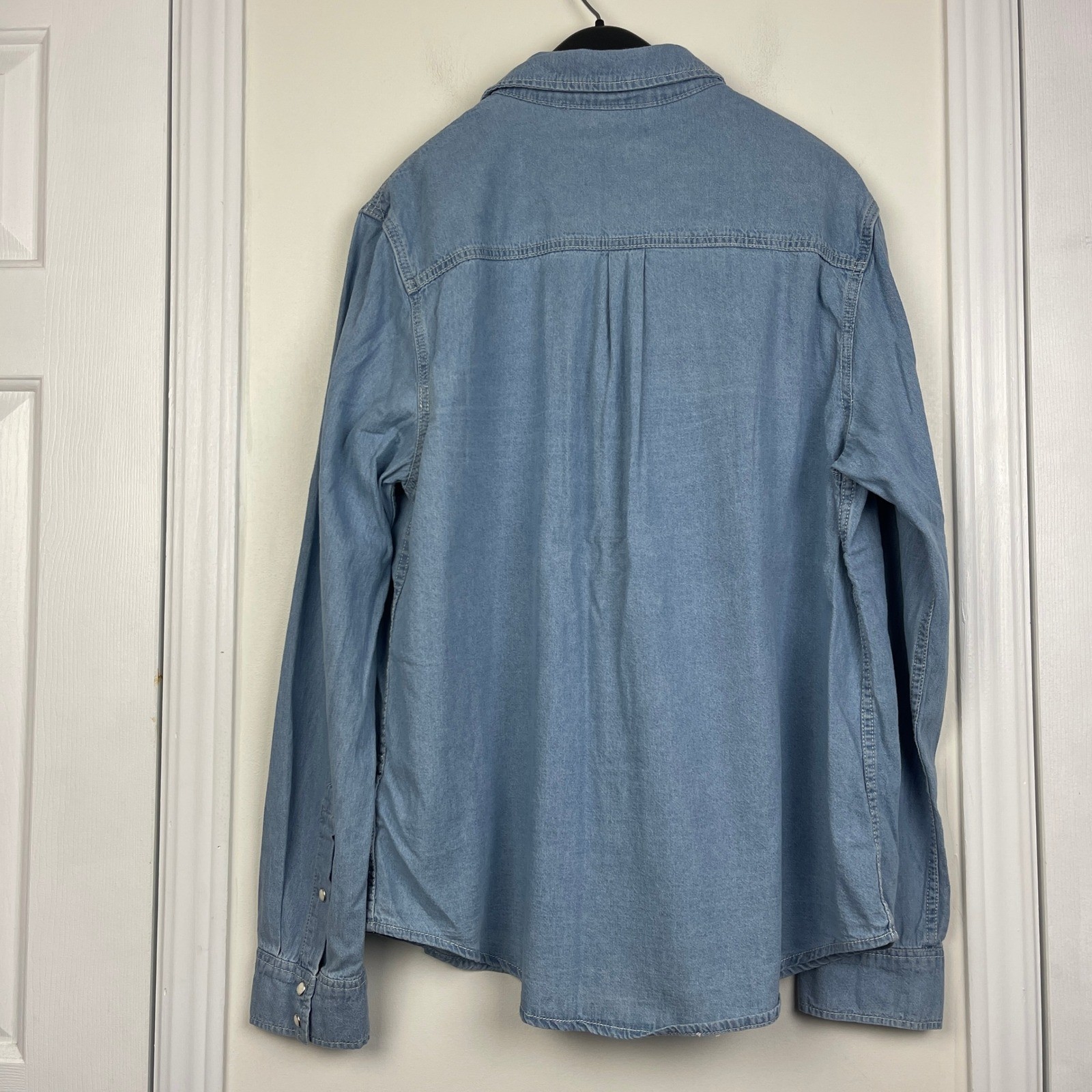 NEW True Religion Denim Long Sleeve Shirt Mens L Western Chambray Pearl Snap thumbnail 5
