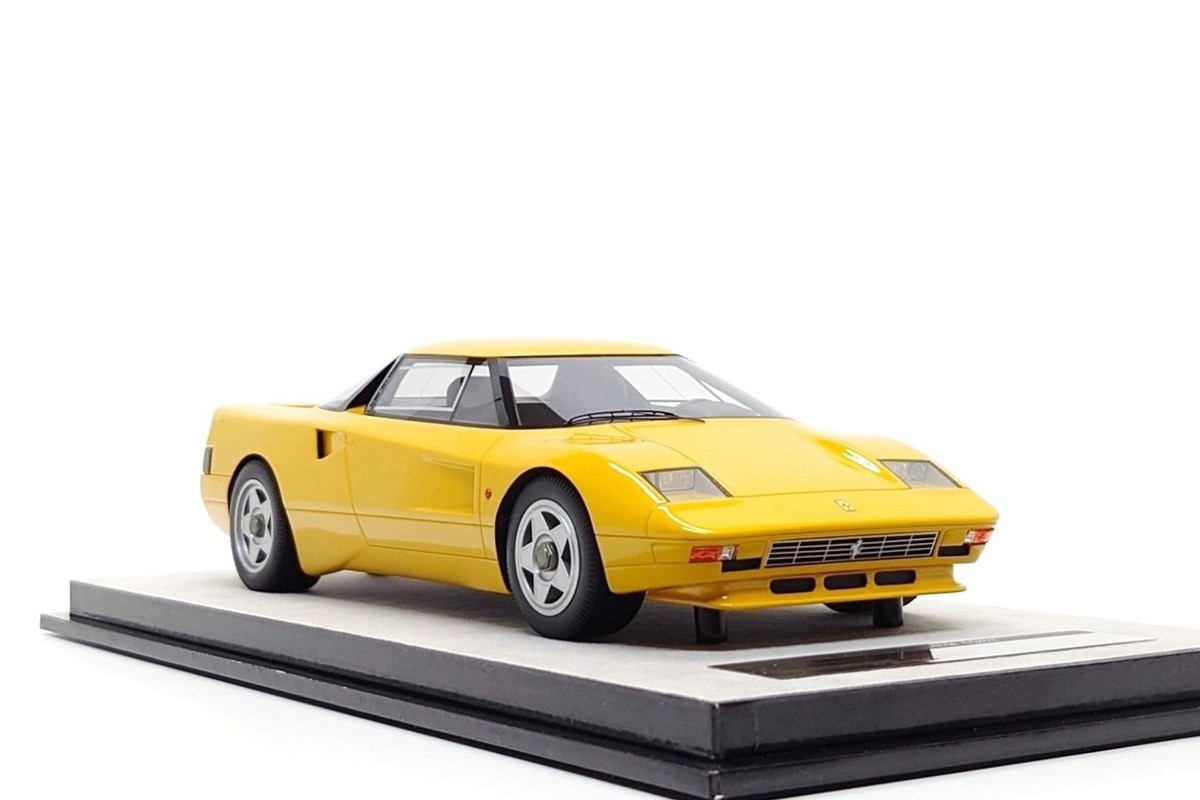柏*二様 1/43 フェラーリ　408　4RM 　1987　イエロー 柏*二様 1/43 フェラーリ 408 4RM 1987 イエロー Diecast model